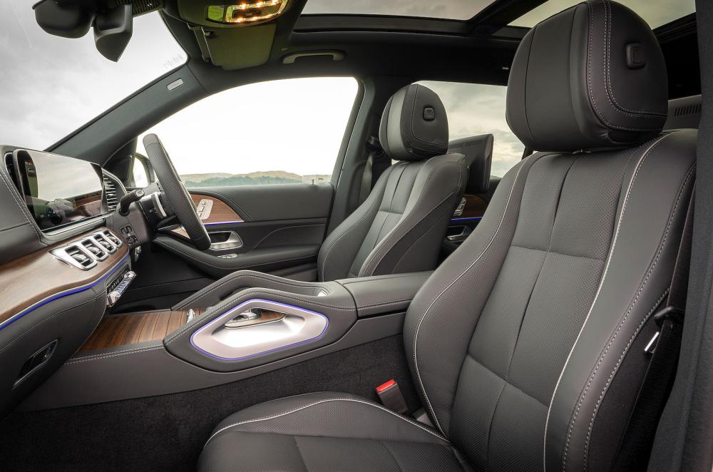 Mercedes GLS interior front seats