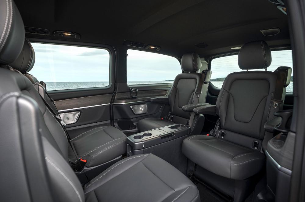 Mercedes V-Class interior back seats