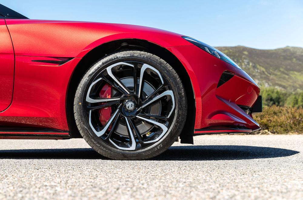 MG Cyberster alloy wheel