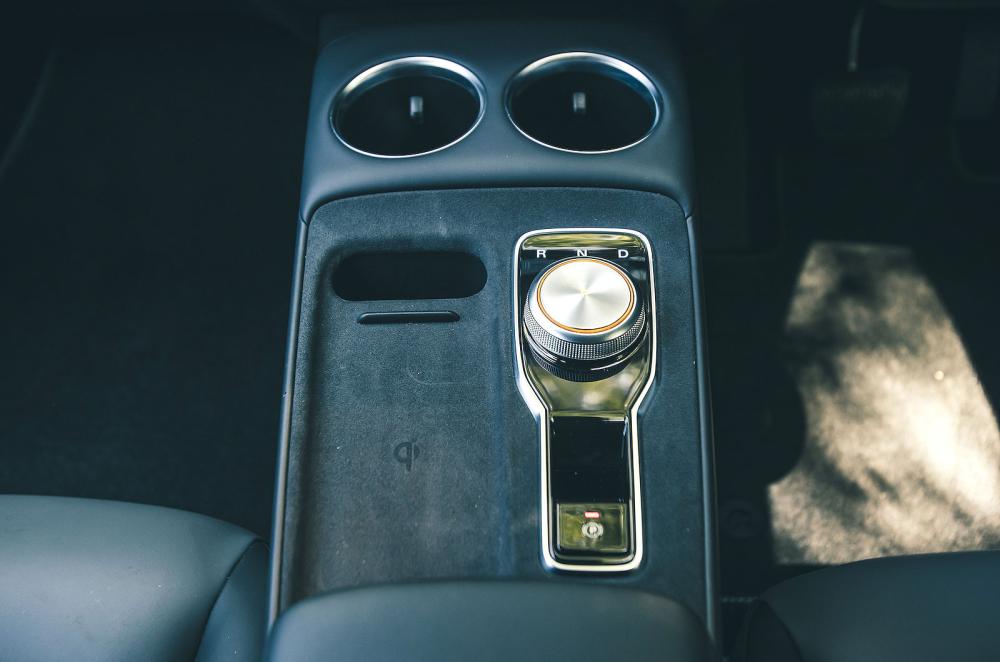 MG S5 EV interior detail