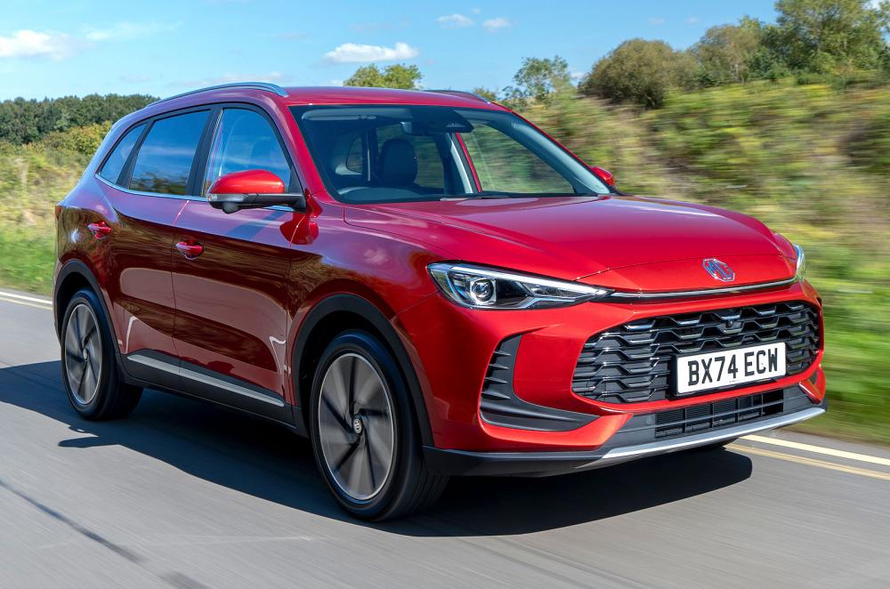 MG ZS Hybrid front right driving