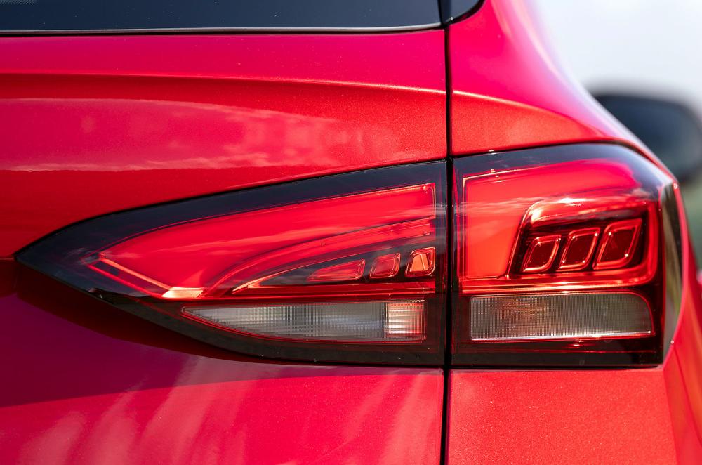 MG ZS Hybrid rear lights