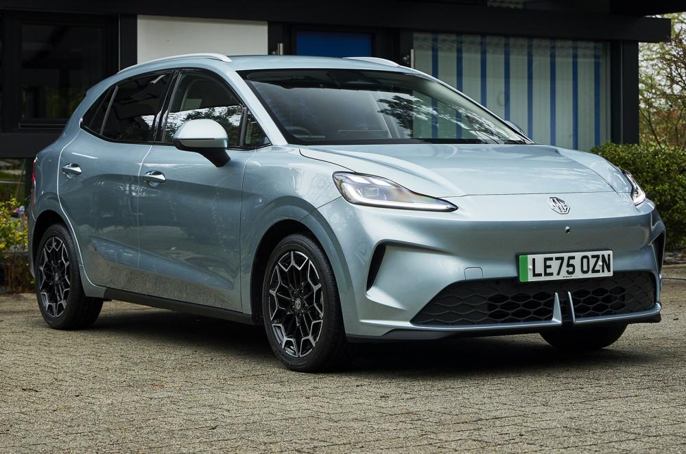 MG4 Urban static front right