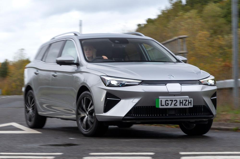 MG5 EV front cornering