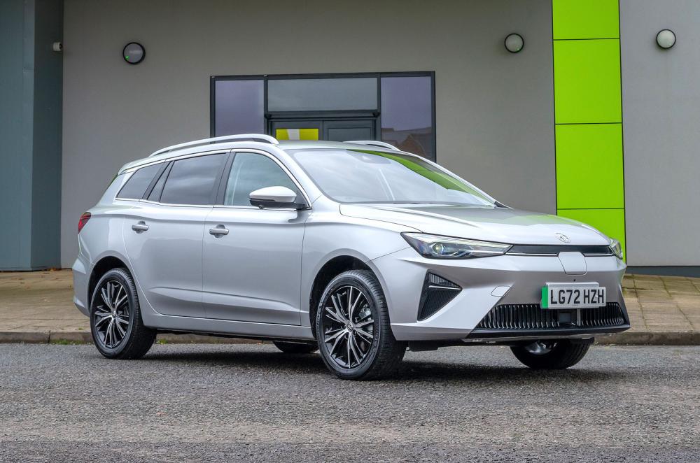 MG5 EV front right static