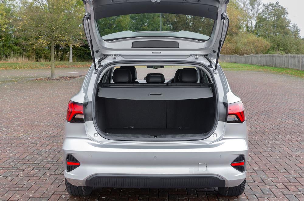 MG5 EV rear static boot open