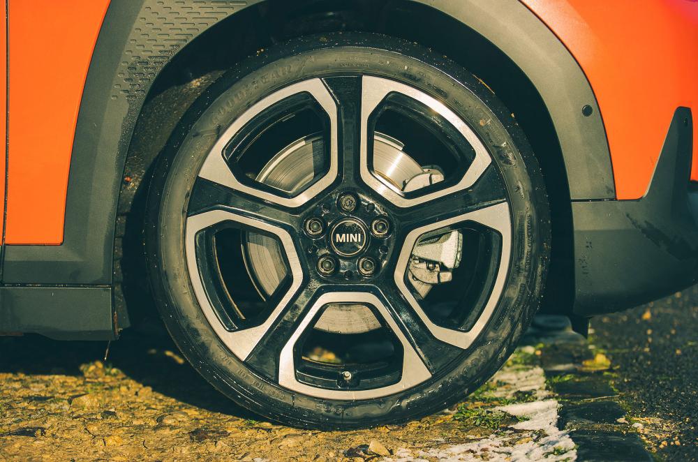 Mini Aceman alloy wheel