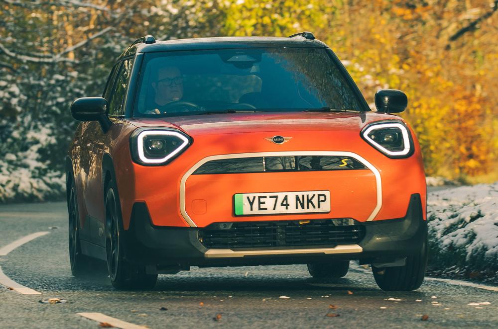 Mini Aceman front cornering