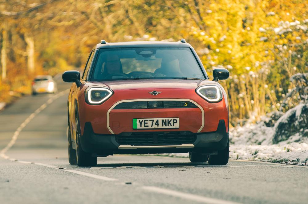 Mini Aceman front driving