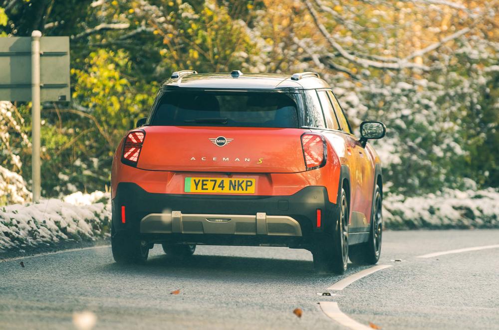 Mini Aceman rear cornering