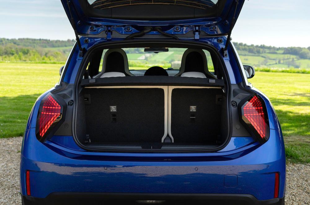 Mini Cooper Electric boot