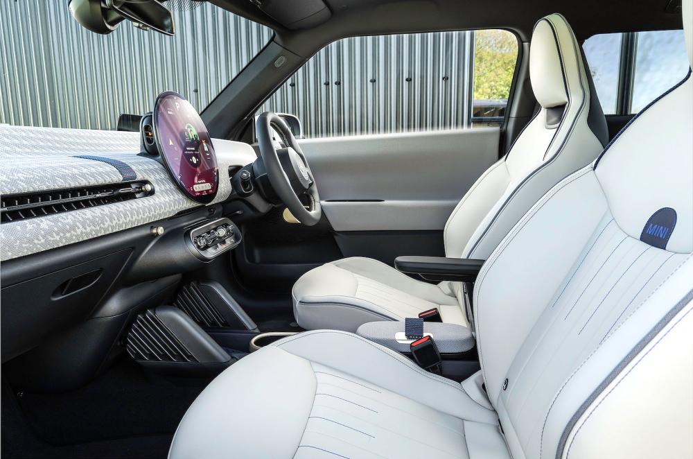 Mini Cooper Electric front seats