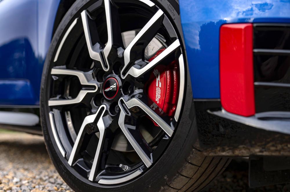 Mini Cooper Electric JCW alloy wheel