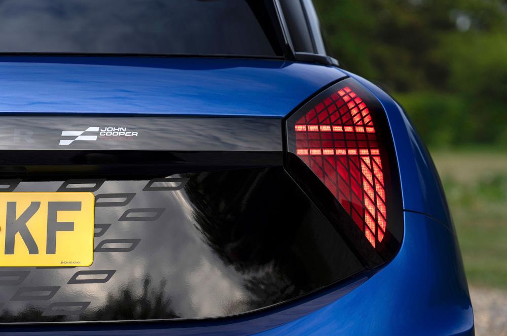 Mini Cooper Electric JCW rear lights