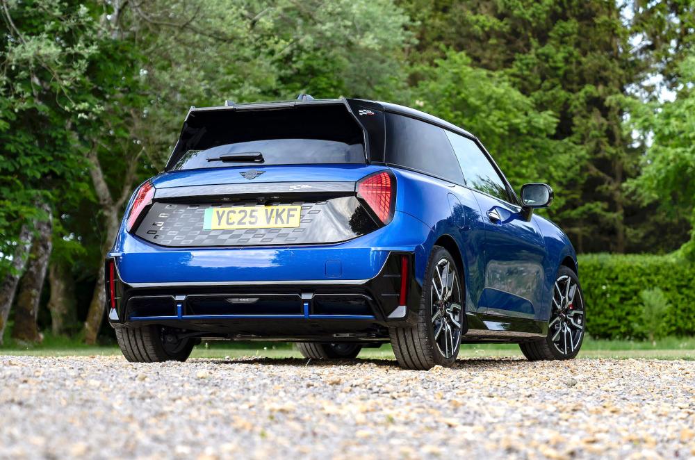 Mini Cooper Electric JCW rear right static