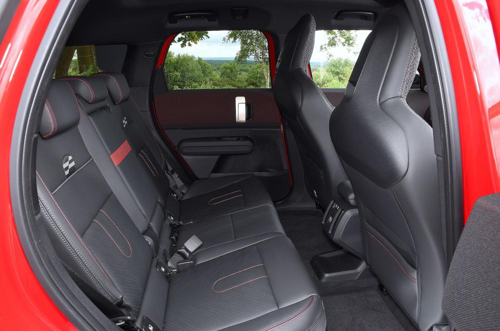 Mini Countryman Electric back seats