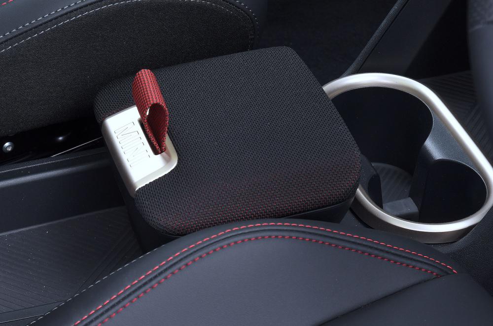Mini Countryman Electric interior detail
