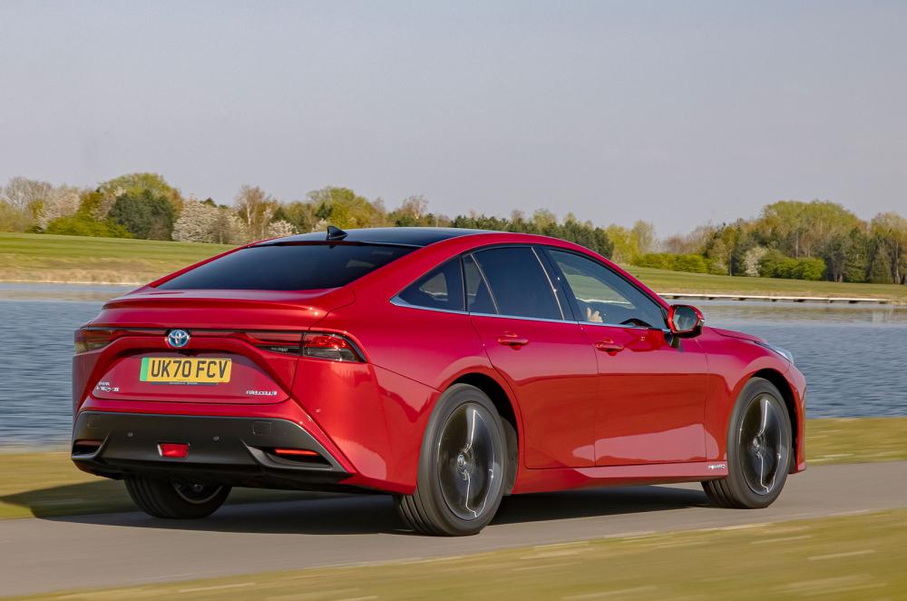 Toyota Mirai 2021 rear right tracking