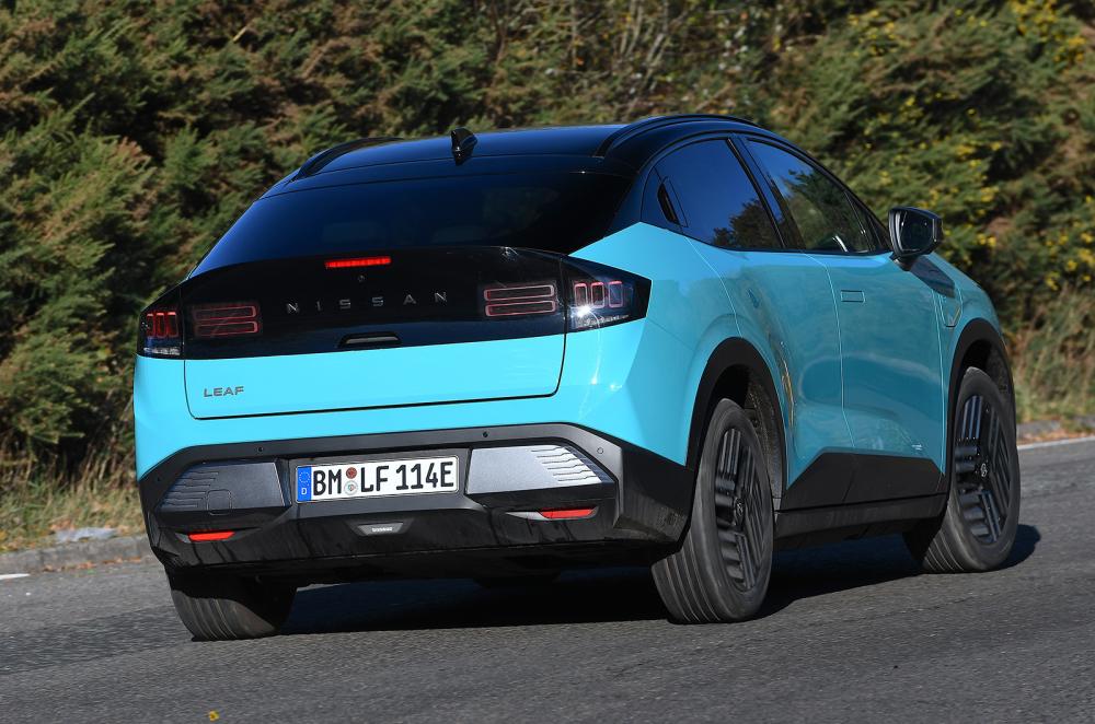 Nissan Leaf driving rear right