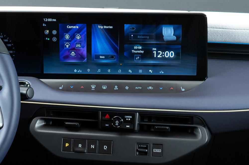 Nissan Leaf infotainment touchscreen
