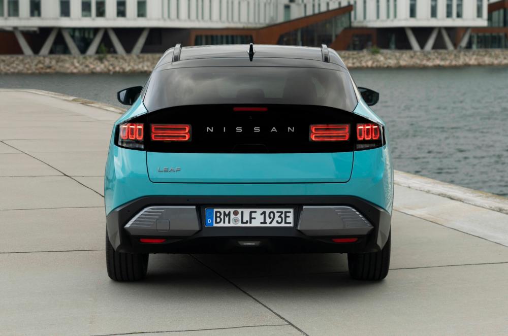 Nissan Leaf static rear