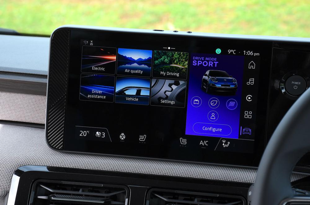 Nissan Micra touchscreen