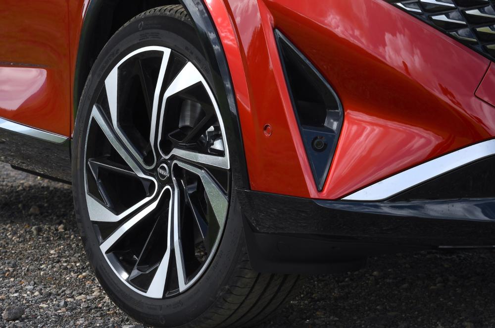 Nissan Qashqai wheel detail