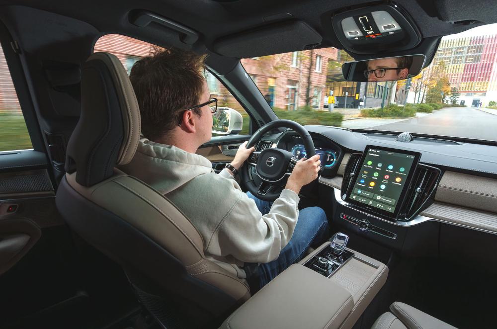 Oliver Young test driving Volvo XC90