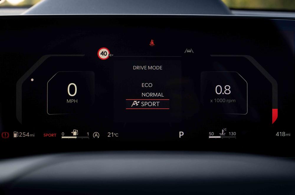 Kia Sportage interior details