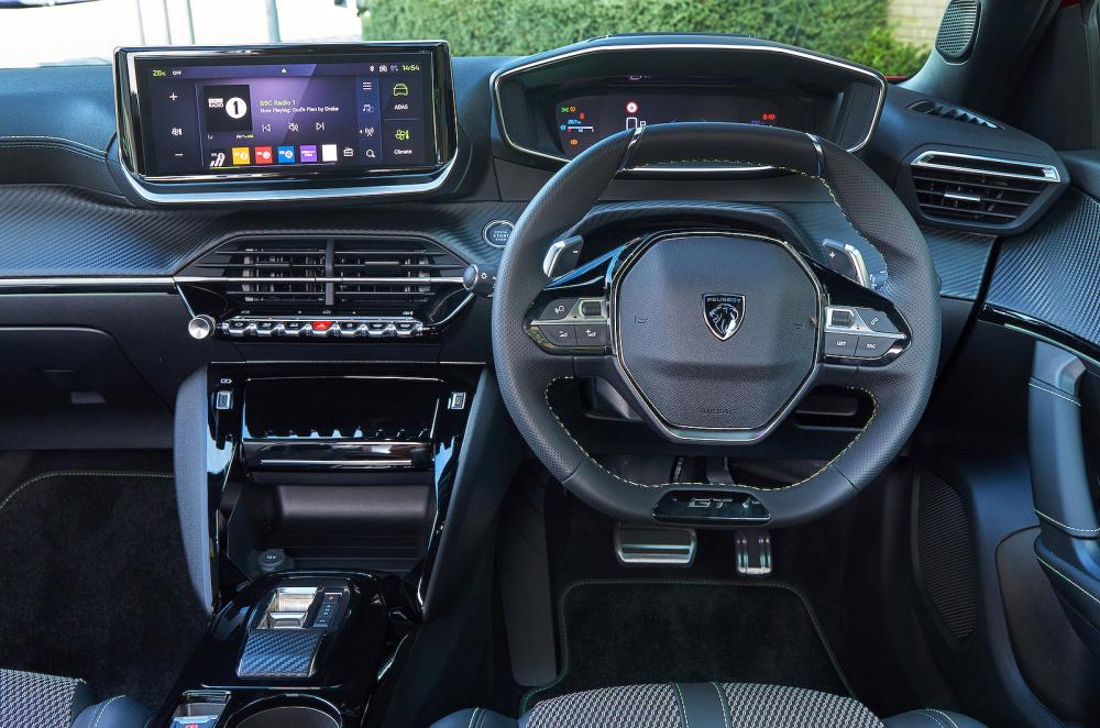 Peugeot 2008 dashboard