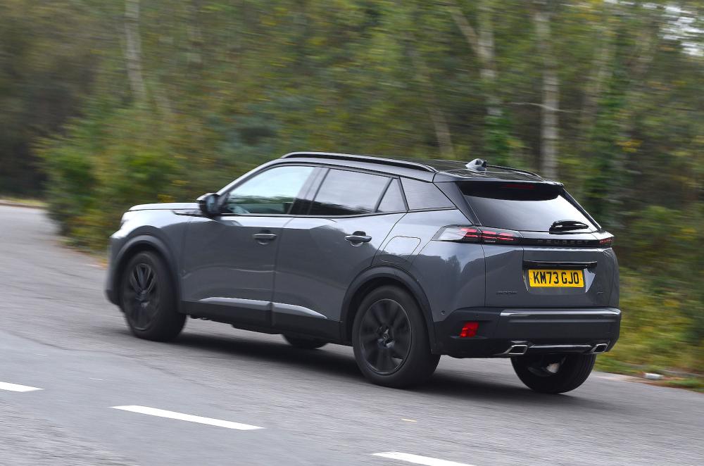 Peugeot 2008 rear left driving