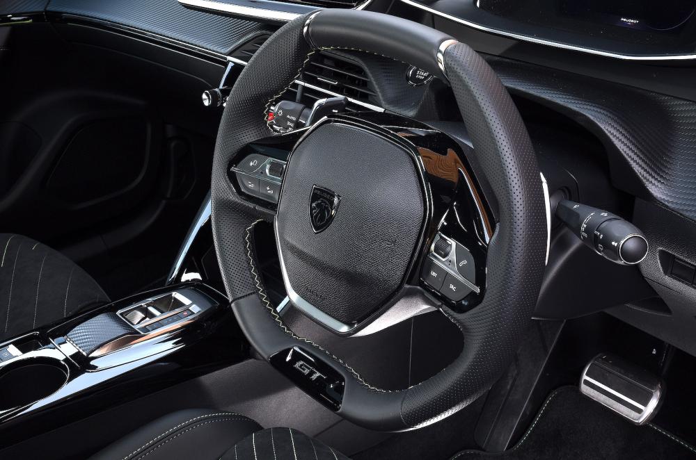 Peugeot 2008 steering wheel