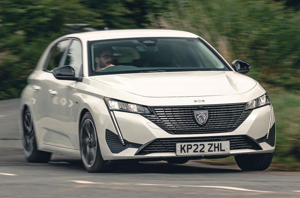 Peugeot 308 front cornering