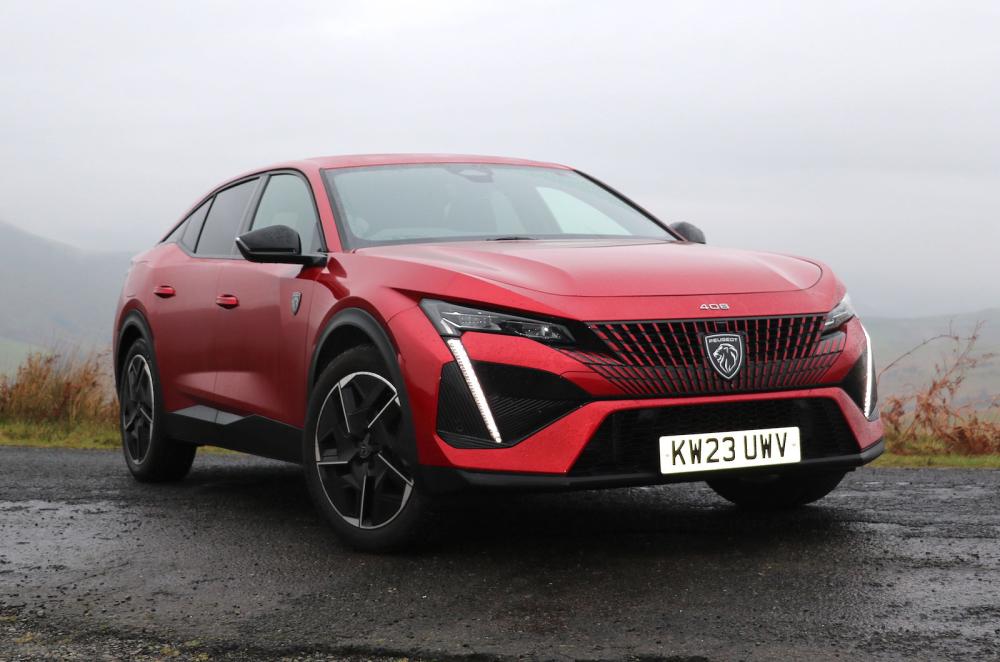 Peugeot 408 front right static