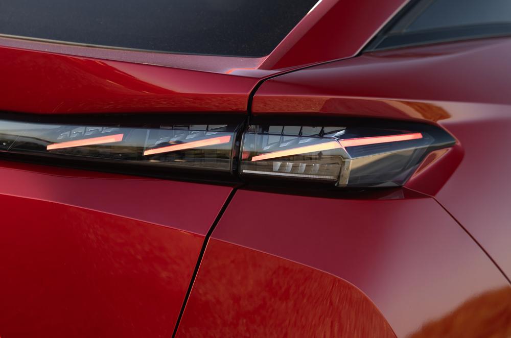 Peugeot 408 rear light detail