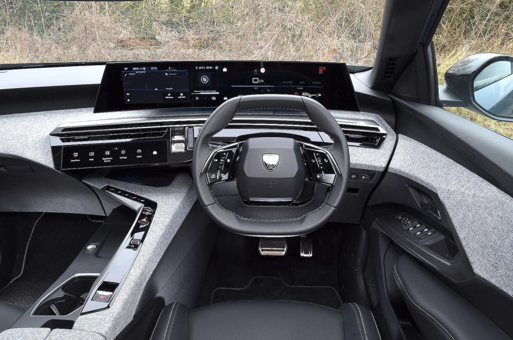 Peugeot 5008 dashboard