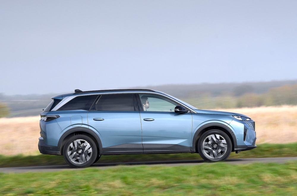 Peugeot 5008 right driving