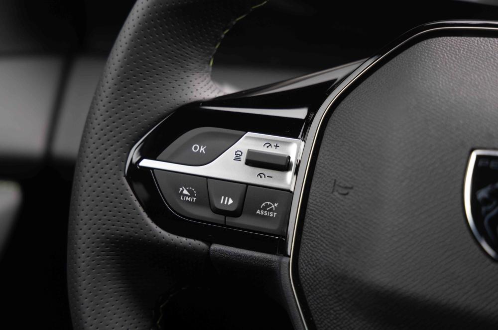 Peugeot 308 SW interior