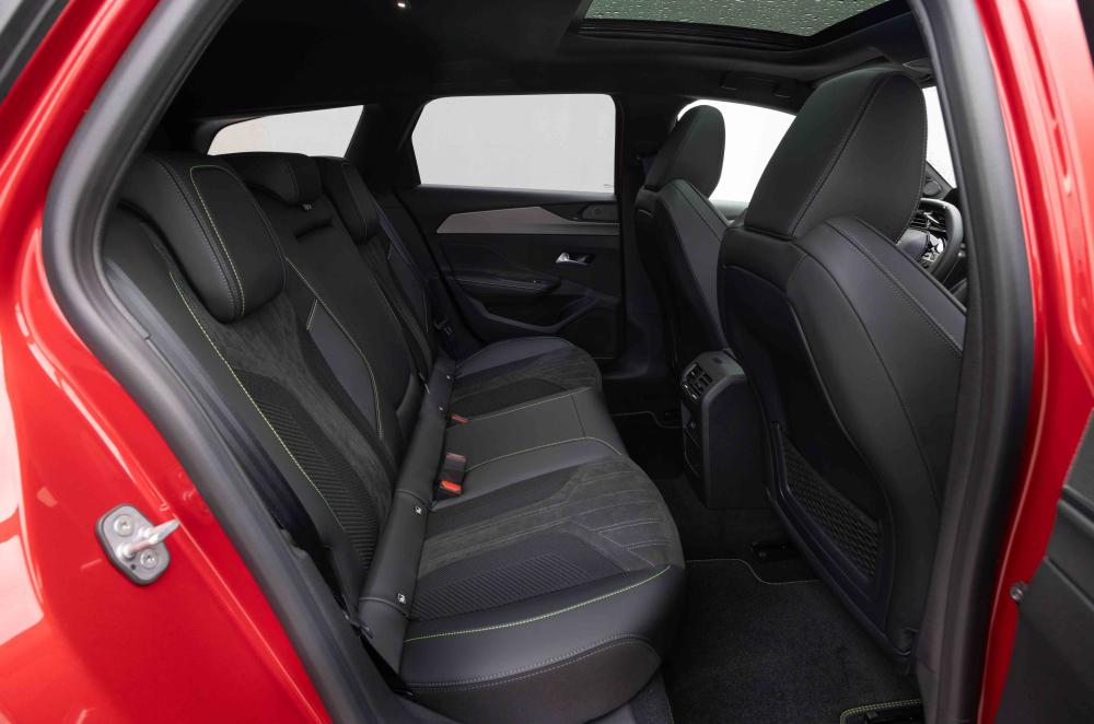 Peugeot 308 SW interior