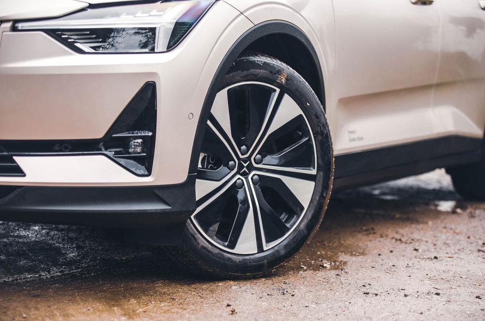 Polestar 2 alloy wheel