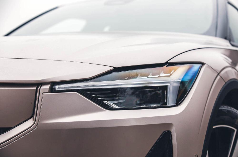 Polestar 2 headlights
