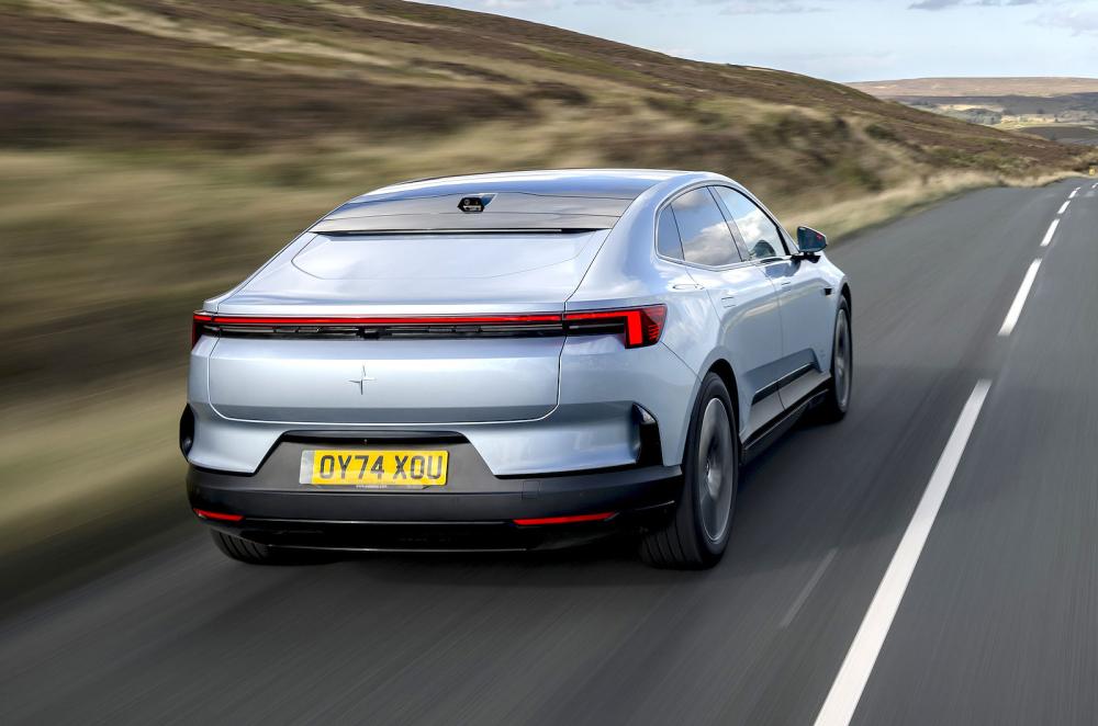 Polestar 4 rear right driving