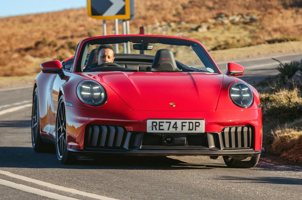 Porsche 911 Cabriolet front cornering