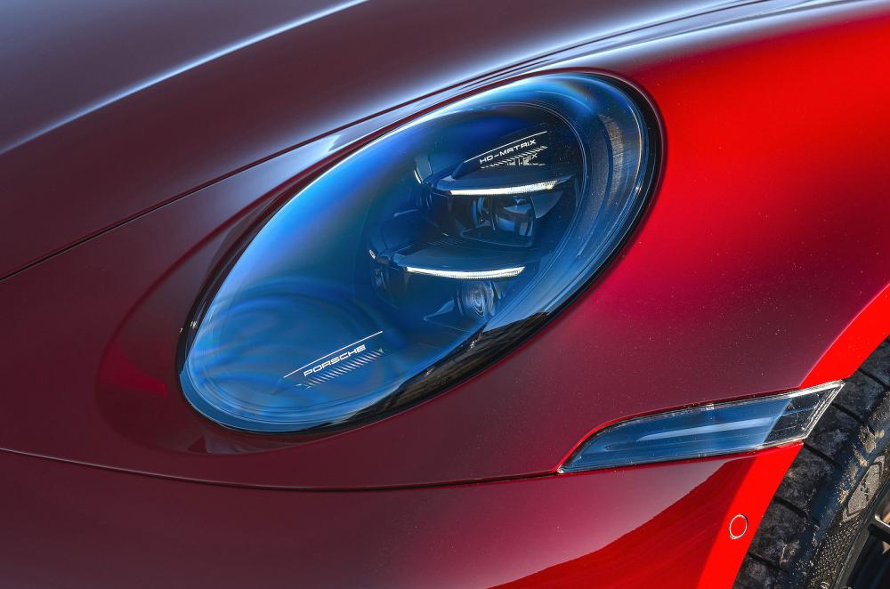 Porsche 911 Cabriolet headlights