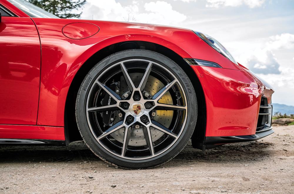 Porsche 911 alloy wheel