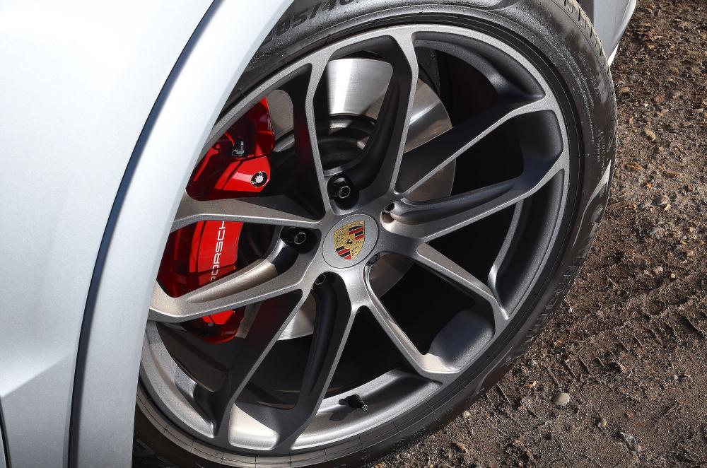 Porsche Cayenne Coupé alloy wheel