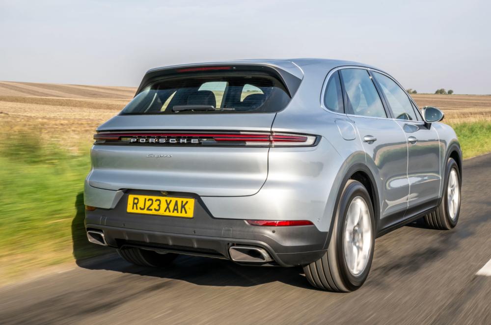 Silver Porsche Cayenne rear tracking