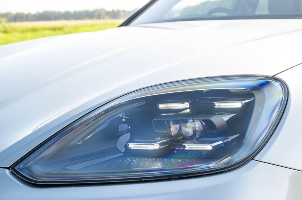 White Porsche Cayenne headlights detail