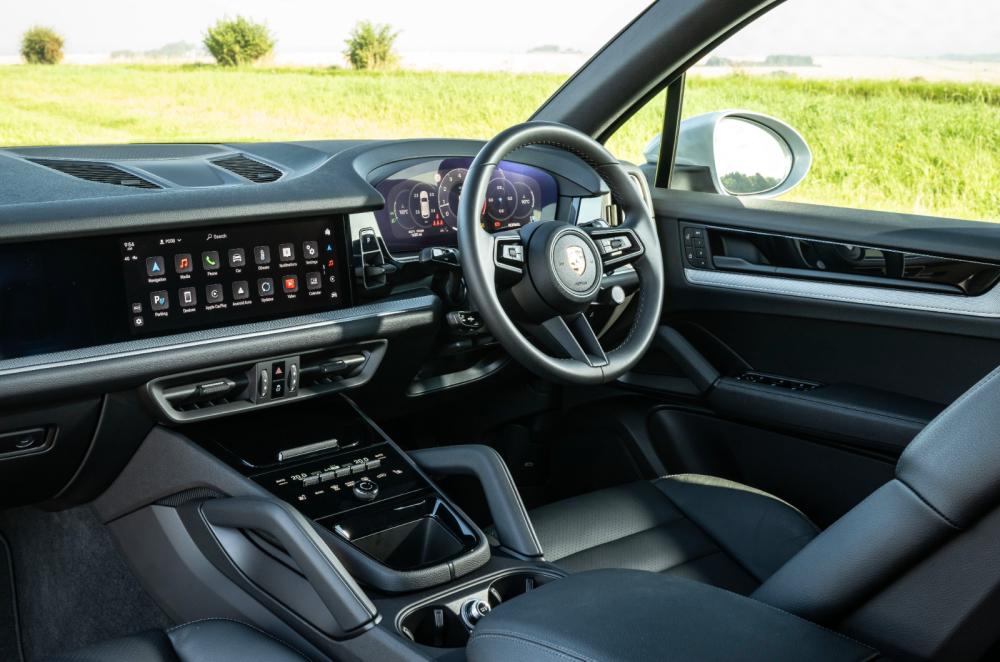 Porsche Cayenne interior dashboard