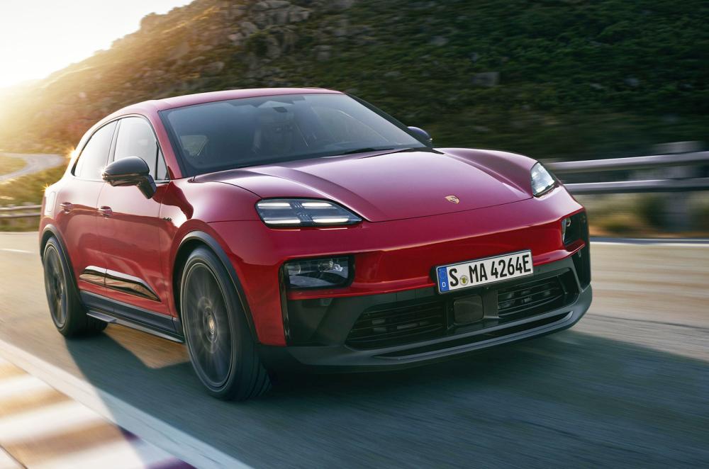 Porsche Macan Electric driving